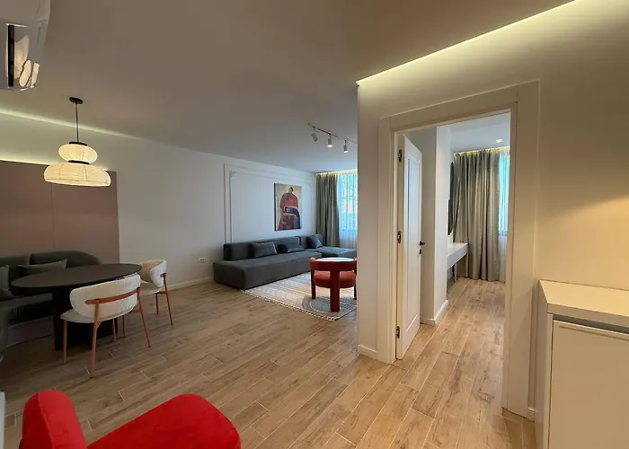 Sunset * ティラナ